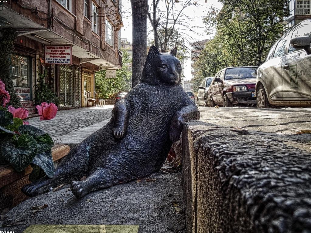 ចំណេះដឹងអំពីល្បែង: យុទ្ធសាស្ត្រនិងចំណេះដឹងដើម្បីជោគជ័យ