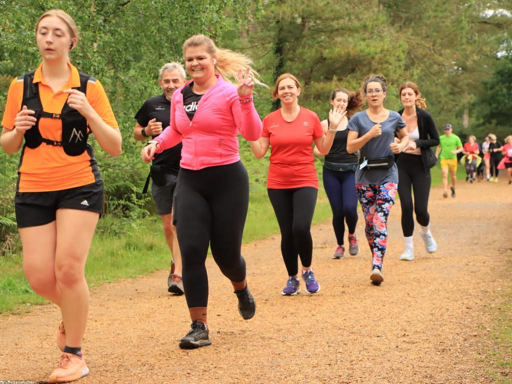 ព្រឹត្តិការណ៍ និង ពាក់ព័ន្ធ